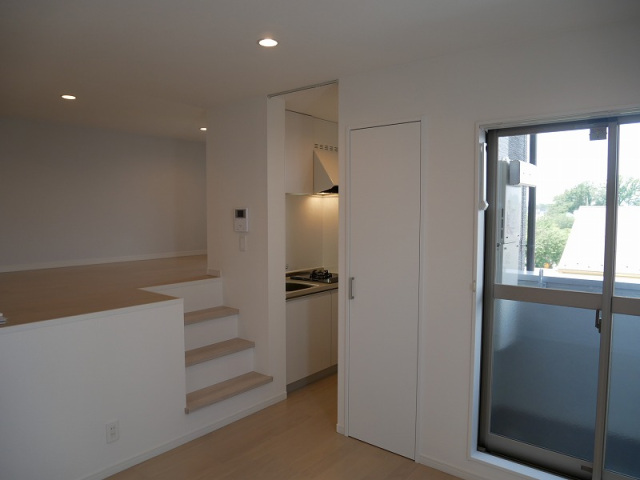 ＣＢ大和田ディアコート リビング