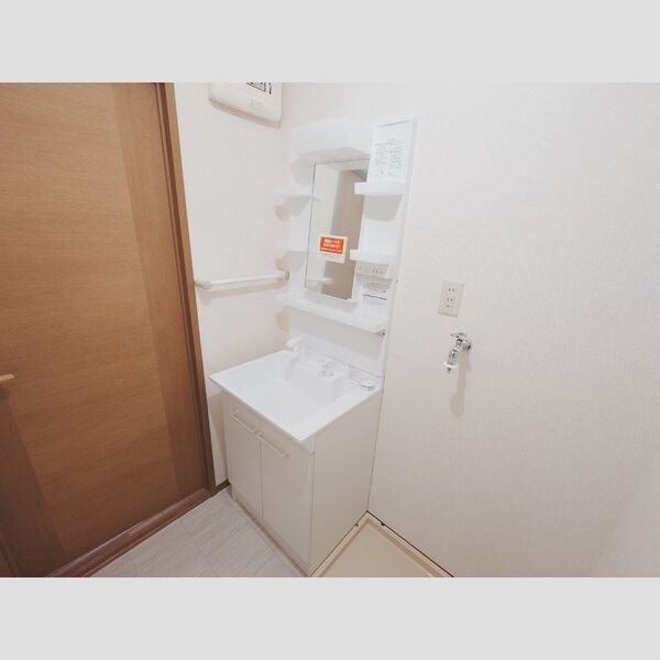 ルミエール　Ⅱ201号室 洗髪洗面化粧台