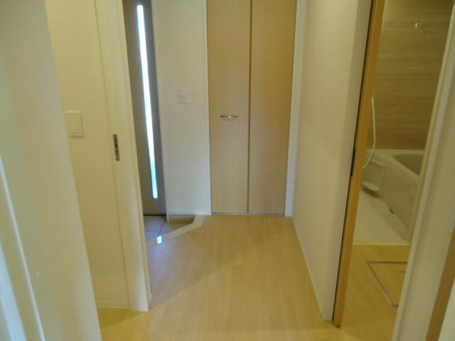 クリエイトⅢ 廊下