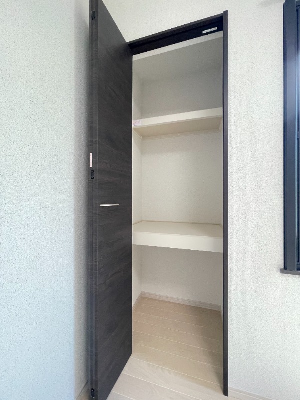 マーレ世田谷2階 収納