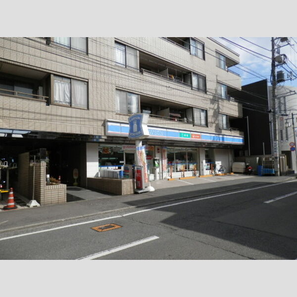 クイーンズ武蔵小杉　EAST ローソン 小杉陣屋町店