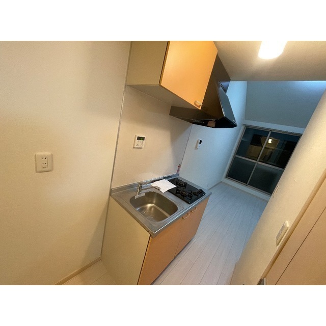 エクセレント三ツ沢B棟203号室 キッチン