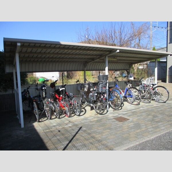 メイプルハウス　CⅠ,Ⅱ,ⅢC3202号室 駐輪場