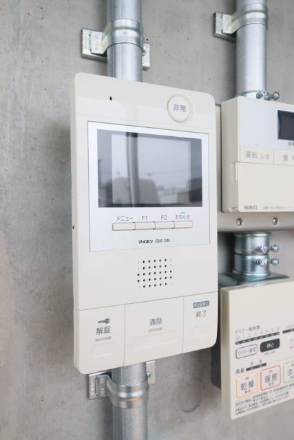 Ｍｏｎ－ｎａｋａ　Ａｐａｒｔｍｅｎｔ　Ｔｅｒｒａｃｅ4階 モニター付オートロック