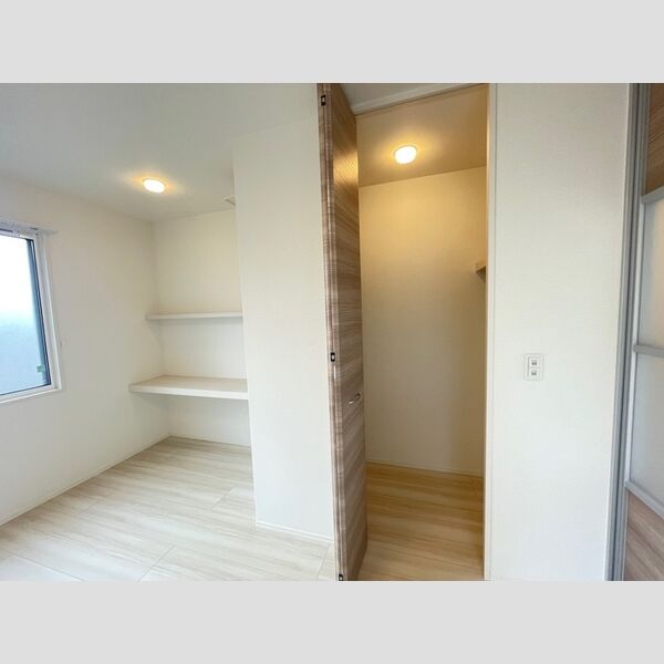 プランドールAi101号室 クローゼット