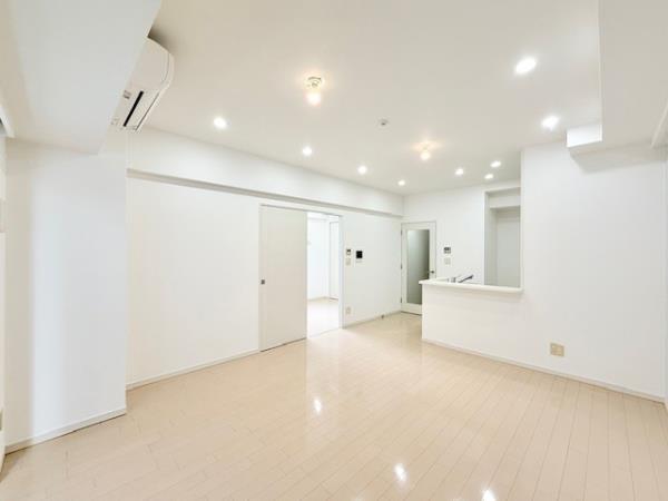 ＫＤＸレジデンス秋葉原8階 同建物別部屋の参考画像