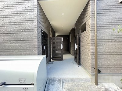 メゾングリーズ106号室 エントランス