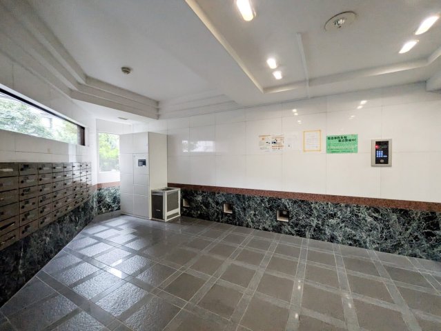 グランジュール南常盤台0202号室 ロビー