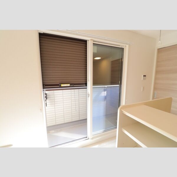 クレールⅢ シャッター