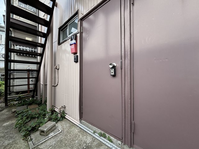 ヴィラ弘明寺 玄関