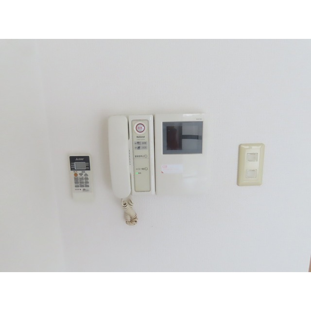 モリエム本鵠沼102号室 モニターホン