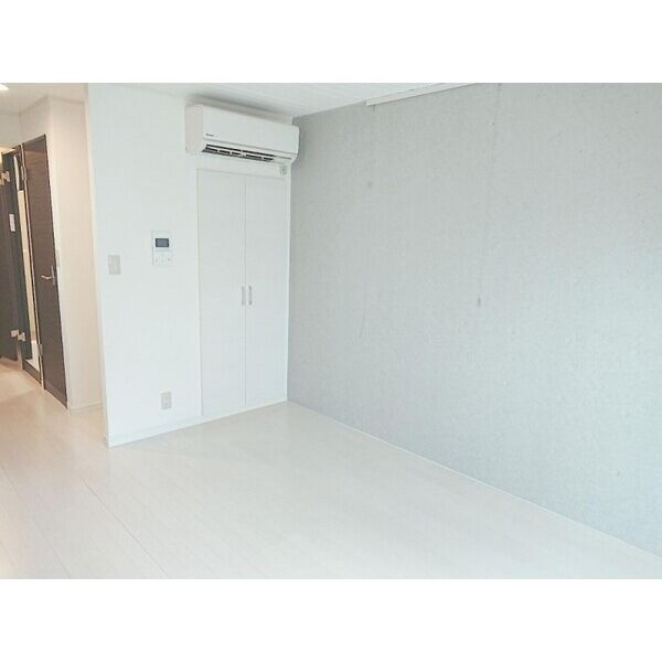 TRYM扇 リビング