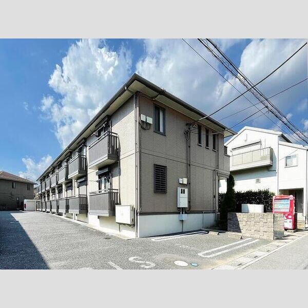 リビングタウン三橋108号室 外観