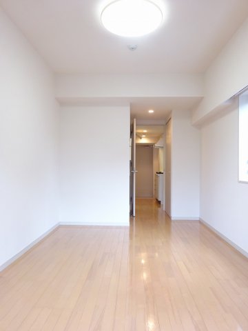 ヴィータローザ南砂町203号室 リビング