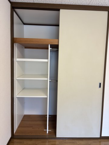 メゾンフジミ 収納