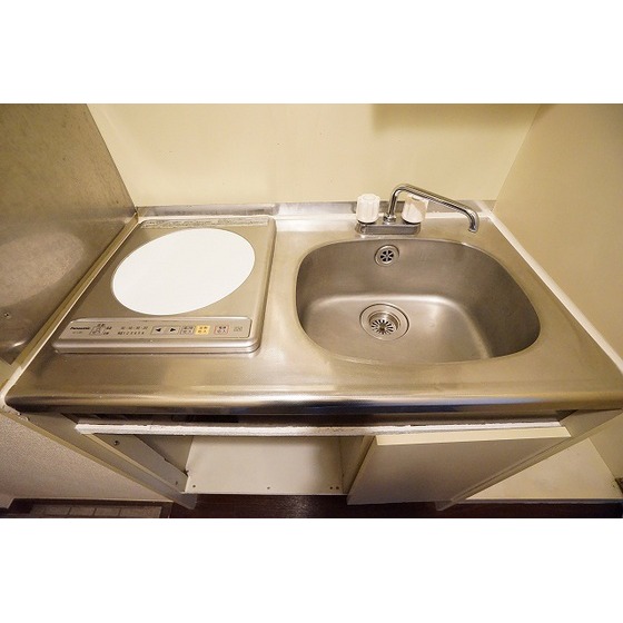 グローリア初穂椎名町0507号室 キッチン