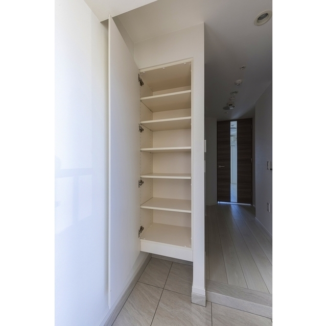 エムズイースト亀戸Ⅱ 玄関収納　2026年1月撮影