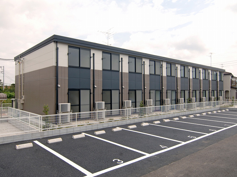 レオパレス古市場３の外観画像