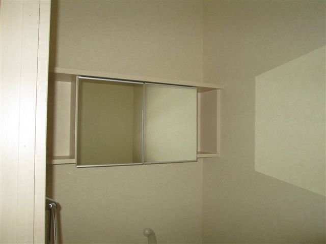 鎌倉みさお館101号室 ＷＣ収納