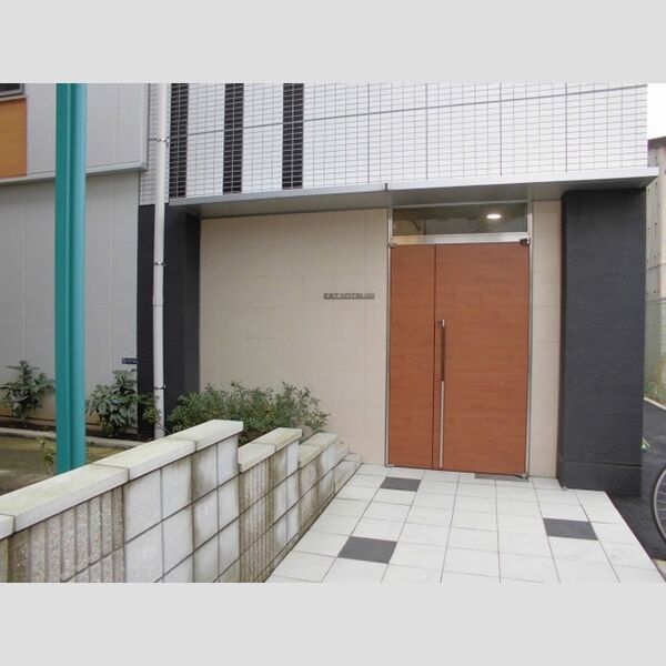 エスト四つ木 エントランス