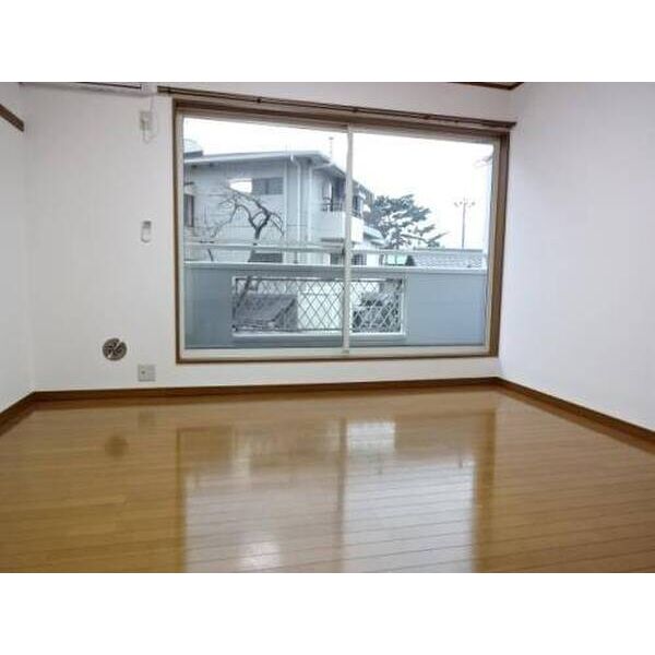 メゾン・ド・ルーチェ リビング