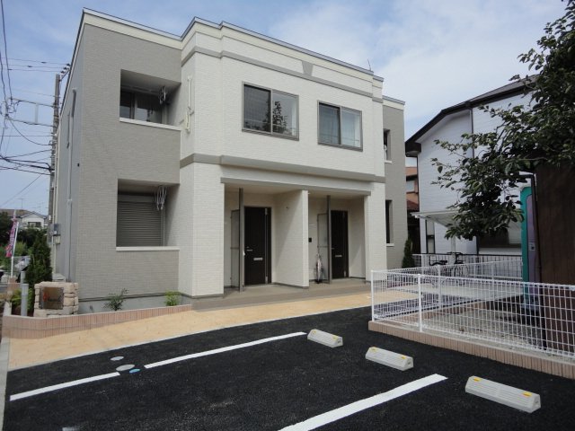 アマポーラ 外観写真（昼）