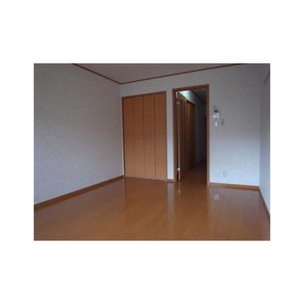 ラビュート鷺沼 リビング