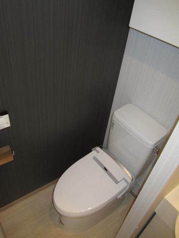 ガーラ・グランディ横濱桜木町 トイレはウォシュレット付き