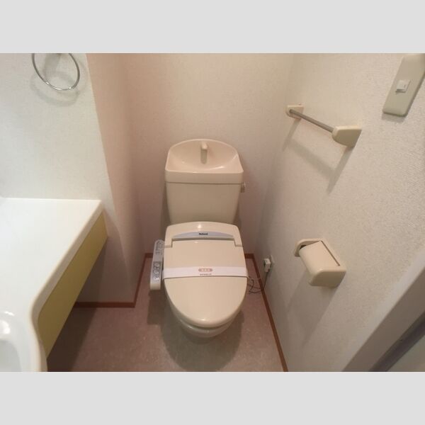 プチ・エトワール201号室 温水洗浄暖房便座