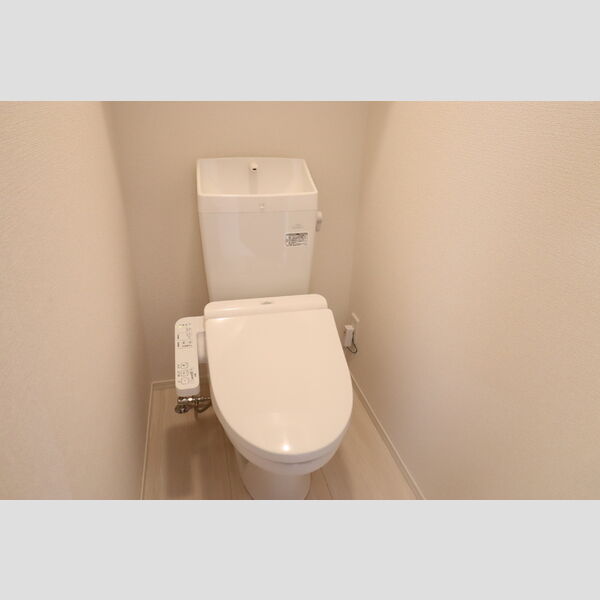 KT 5th306号室 温水洗浄暖房便座