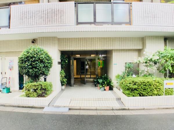 ニューハイツ練馬 エントランス