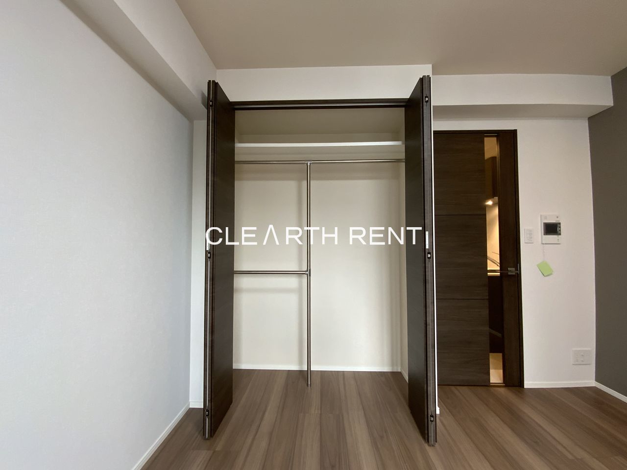 コンシェリア南麻布 ＰＬＡＴＩＮＵＭ ＳＱＵＡＲＥ 同タイプ別住戸写真となります。現況と異なる場合がございます。