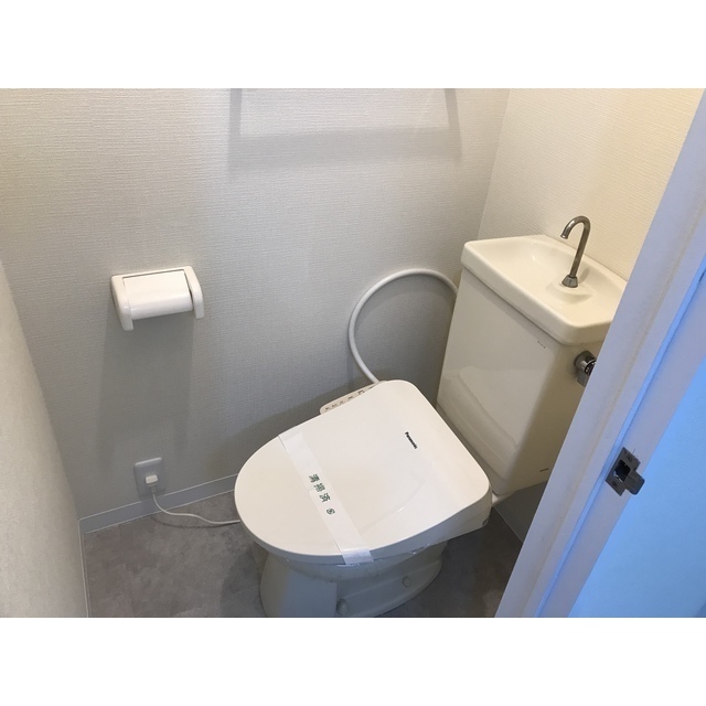 リエス伊勢原206号室 内観