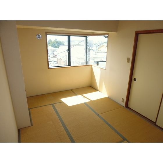 ガーデンハイツ昭島2階 内観