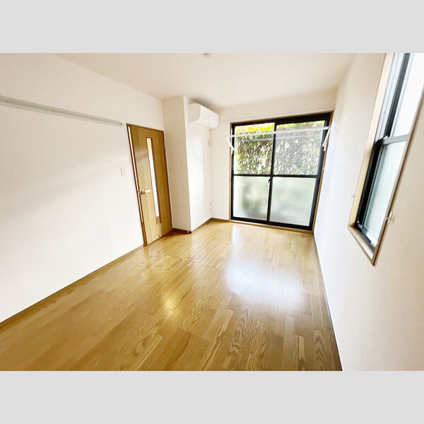 ドムール・エイト LDK10帖