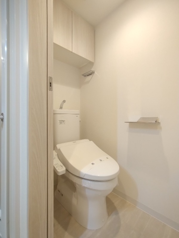 クレイシア新宿ノース3階 トイレ
