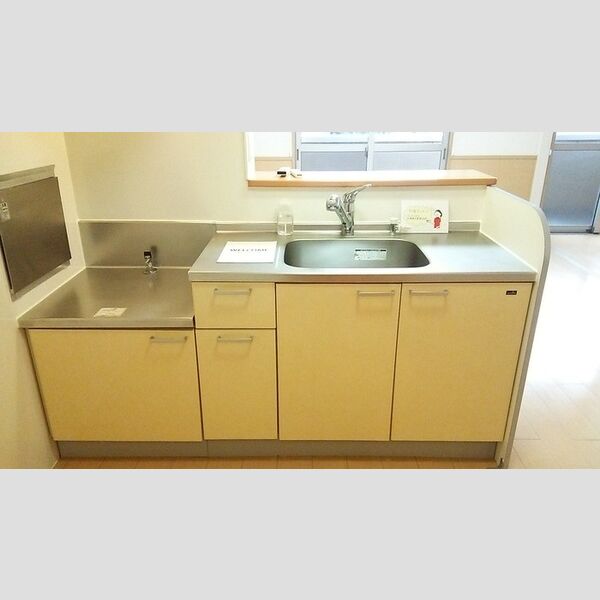 バニュルスⅣ303号室 対面キッチン