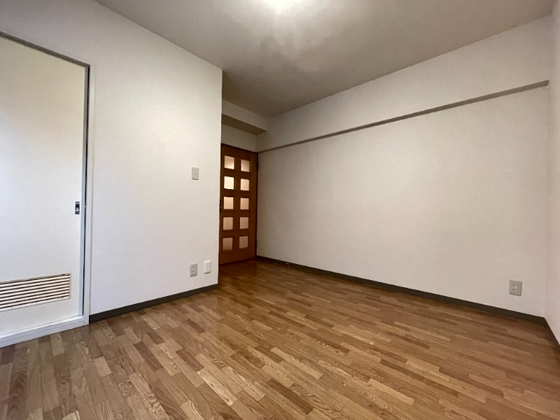 グローリア初穂久が原 リビング