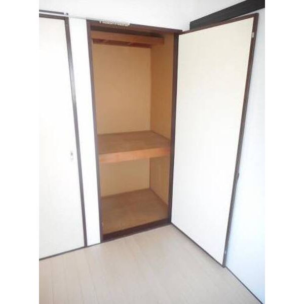 メゾン荒木 収納