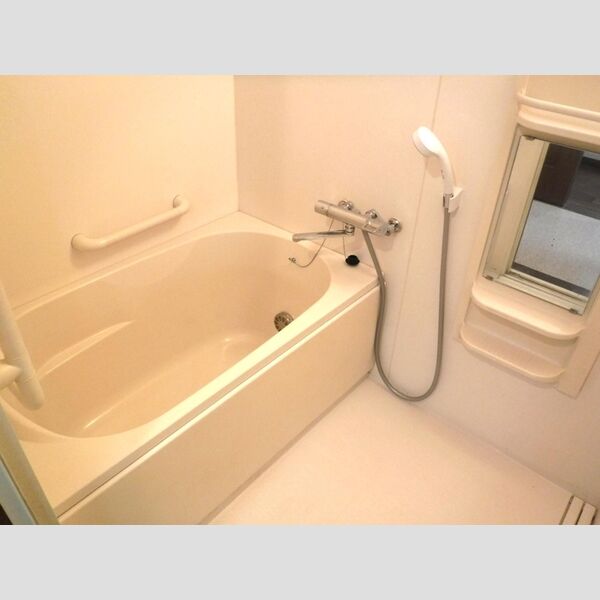 ヒロ末広103号室 バス