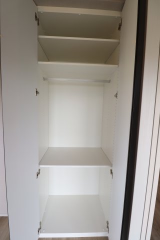 GENOVIA赤羽0705号室 収納