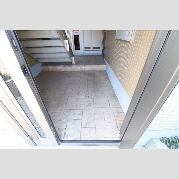 クレセントM　Ⅴ105号室 ロビー