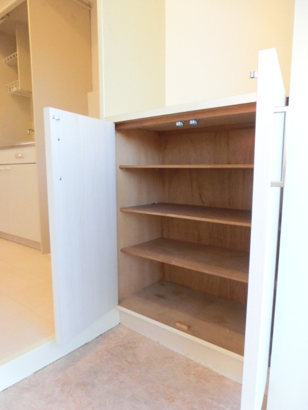 スカイコート生麦6階 玄関