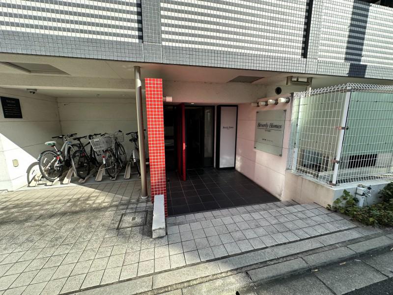 ビバリーホームズ喜多見4階 外観