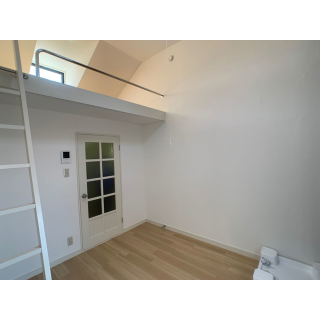 アマリリス205号室 内観