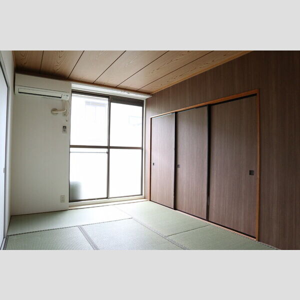 サンパーク816202号室 和室