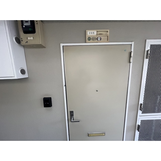 アミティY205号室 玄関