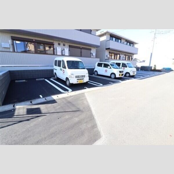 セレシア　D棟102号室 駐車場