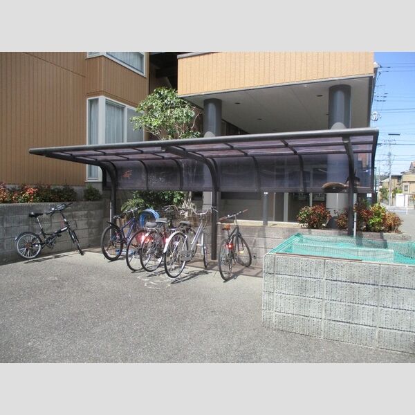 半田ハイツⅡ 駐輪場