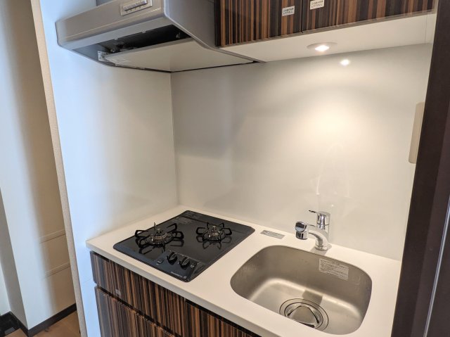 アゼスト堀切菖蒲園Ⅱ211号室 キッチン